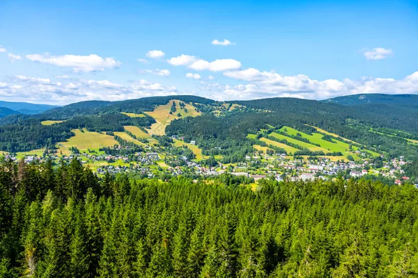 Rokytnice nad Vallée de Jizerou dans les Monts Géants — Photo