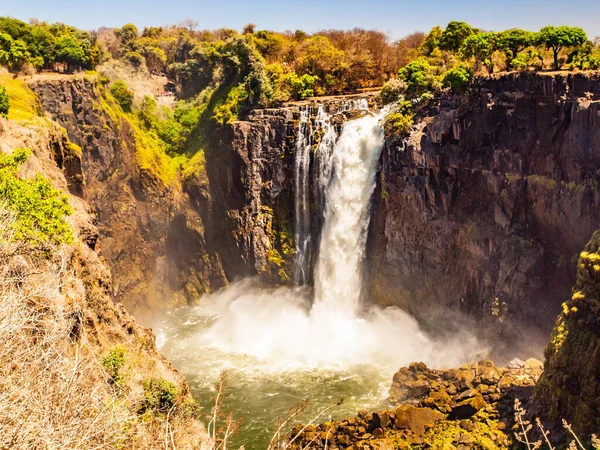 Cascate Victoria sul fiume Zambesi nella stagione secca — Foto Stock