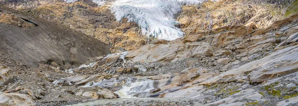 Mountain Glacier in alpine valley — Stock Photo, Image