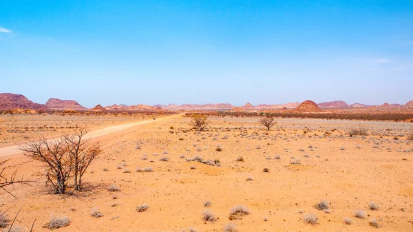 Pomarańczowy skalisty krajobraz Damaraland — Zdjęcie stockowe