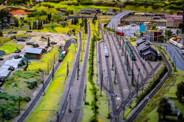 Reino ferroviario de miniaturas de trenes — Foto de Stock