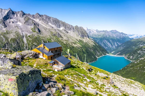 Alpský Walley Plauener Hut Azurově Modrou Vodou Přehrady Speicher Zillergrundl — Stock fotografie