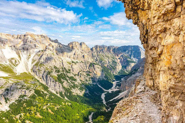 Panoramic View Tavernanzes Valley Dolomites Piz Forcia Rossa Ridge Background — Stock fotografie