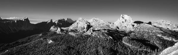 Dolomites Panoramic View Morning Sunrise Time Gusela Averau Nuvolau Peaks — Stockfoto