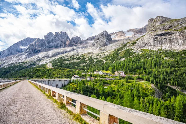 Dam Lago Fedaia Marmolada Mountain Glacier Dolomites Italy — Zdjęcie stockowe