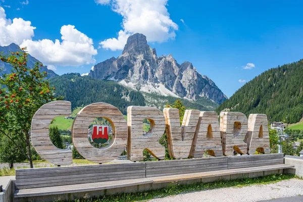 Wooden Sign Corvara Sassongher Mountain Background Dolomites Italy — Stock fotografie