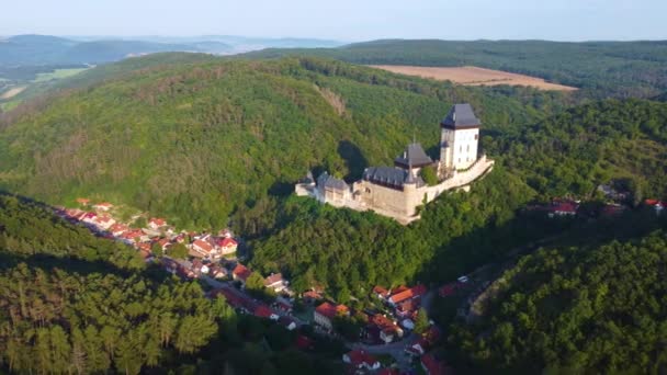 Château Médiéval Karlstejn Bohême Centrale République Tchèque Images Aériennes Drone — Video