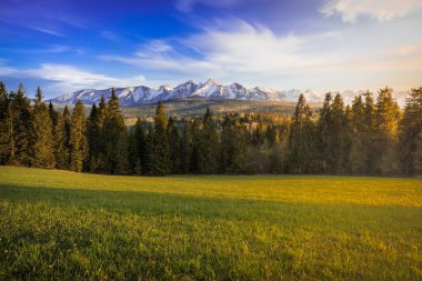 gün batımında Tatra Dağları