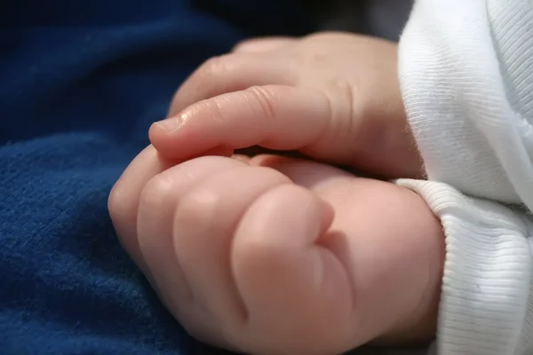 Tangan bayi. — Stok Foto