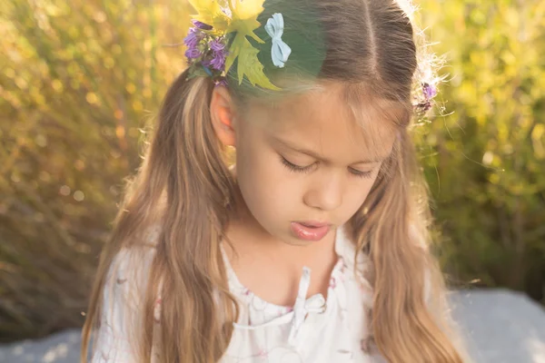 Hermosa niña — Foto de Stock