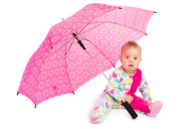 Bebek kız büyük şemsiyesi altında