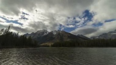 String Gölü ve Dağları. Grand Teton Ulusal Parkı