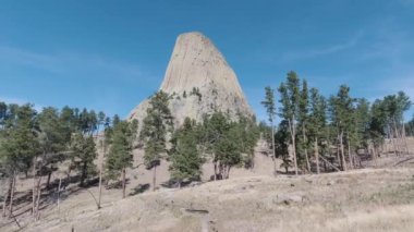 Yazın Şeytani Kule Butte. Wyoming, ABD