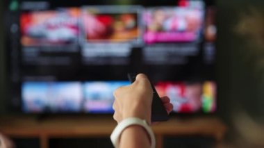 TV 'de uzaktan kumandalı kadın el değiştirme kanalı