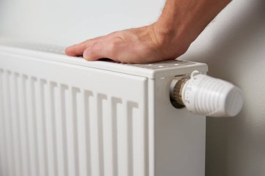 El ısısı radyatör düğmesi termostat.