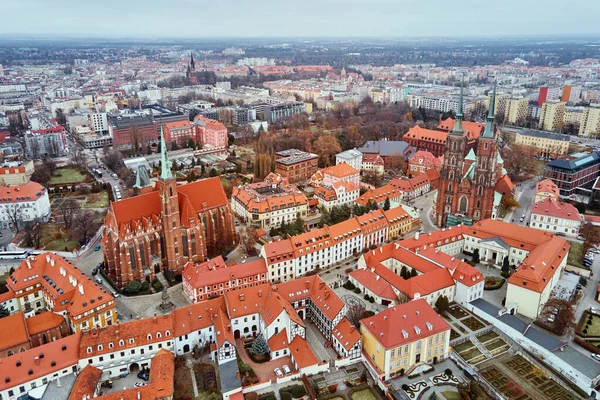 Városkép Wroclaw panoráma Lengyelországban, légi felvétel — Stock Fotó