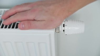 El ısısı radyatör düğmesi termostat.