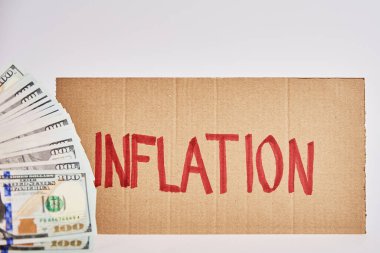 Dünya enflasyon kavramı. Sözcük enflasyonu ve Amerikan banknotları olan mukavva