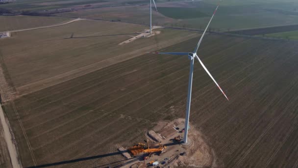 Instalação Novo Gerador Eólico Manutenção Turbinas Eólicas Canteiro Obras Com — Vídeo de Stock
