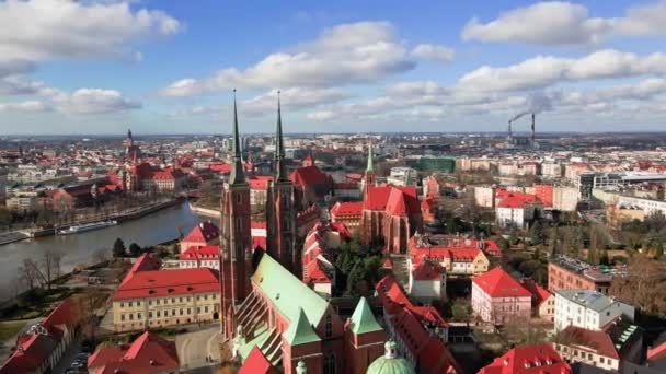 Wroclaw Şehrinin Hava Manzarası Polonya Tumski Adası Tarihi Avrupa Mimarisine — Stok video
