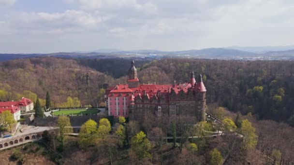 Ksiaz kastély Lengyelországban, Alsó-Sziléziában. Híres turisztikai látványosság — Stock videók