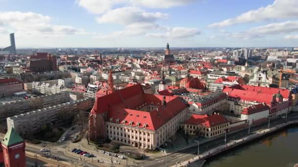 Wroclaw panorama, flygfoto. Stadsbilden av den moderna europeiska staden — Stockvideo