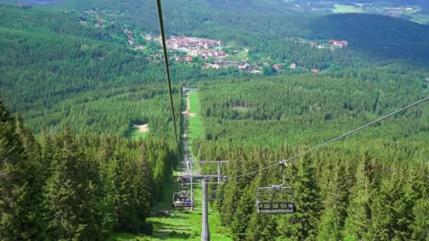 Dağlarda Açık Teleferik Hattı Füniküler Mekanizma Polonya Daki Karpacz Tatil — Stok video