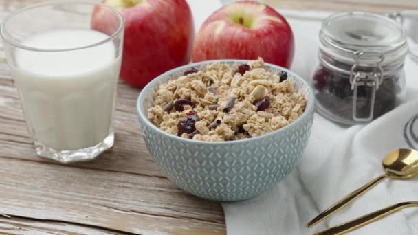 Granola Milk Blue Bowl Wooden Table Healthy Organic Breakfast Muesli — Αρχείο Βίντεο