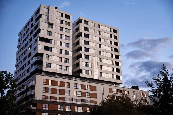 Moderne Stadsarchitectuur Woningbouw Gevel Warschau — Stockfoto