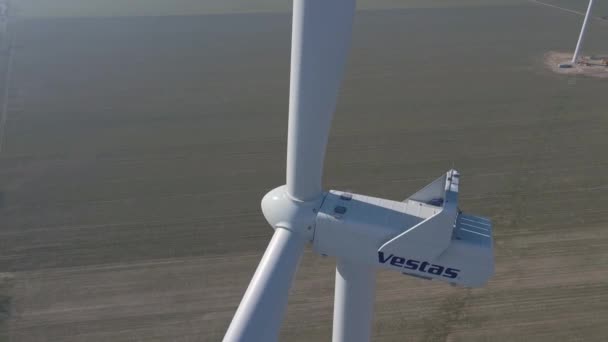 Turbina Eólica Fabricada Pela Vestas Wind Systems Vista Aérea Gerador — Vídeo de Stock