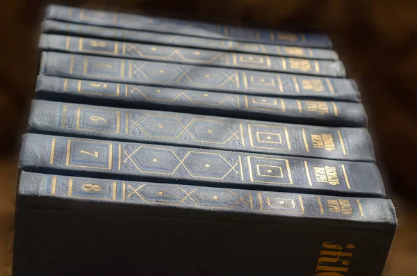Romances Jules Verne Livros Capa Dura Azuis Com Obras Literárias — Fotografia de Stock