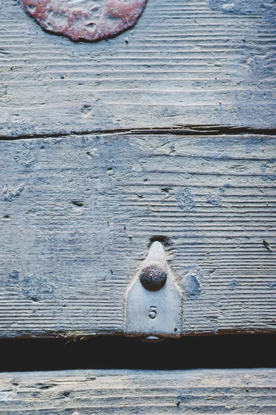 กระดานสกปรกเก ายอล ยมอย หมายเลข นอย บนป ายในร ปของล กศร — ภาพถ่ายสต็อก