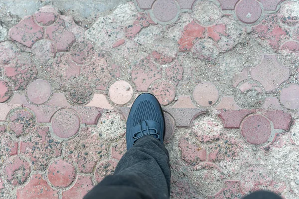 View Feet Walking Old Paving Stones Mature Man Gray Pants — Stock fotografie