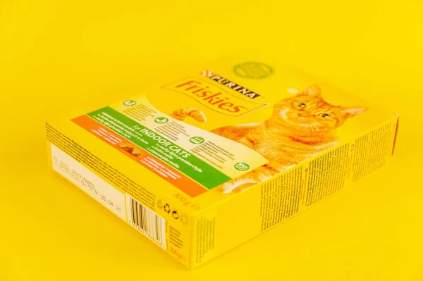 Purina Friskies Comida Para Gatos Caja Cartón Con Comida Para —  Fotos de Stock