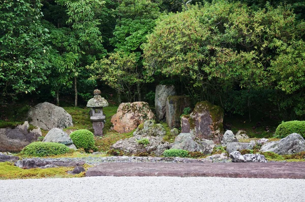 Elemente des traditionellen japanischen Gartens — Stockfoto