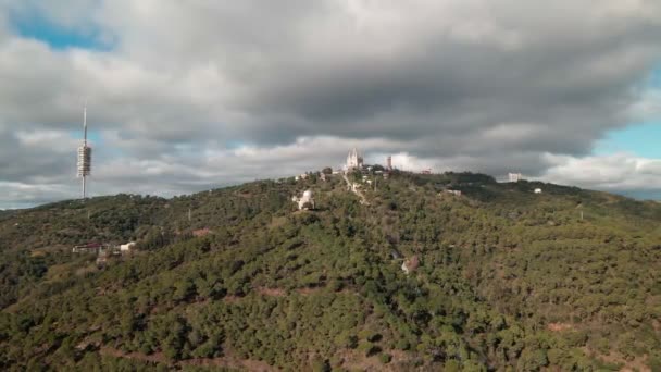 Aerial 4k view of Tibidabo mountain- Observatories, Temple Sagrat Cor — 비디오