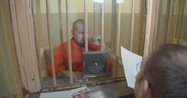 Prizonier Avocat Deținutul Refuză Semneze Actele Încredere Avocat Lipsa Încredere — Videoclip de stoc