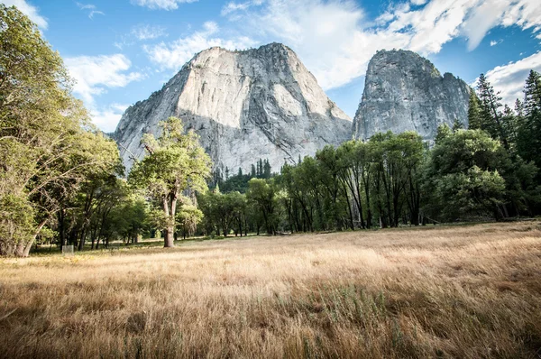 Yosemite โดมครึ่ง — ภาพถ่ายสต็อก