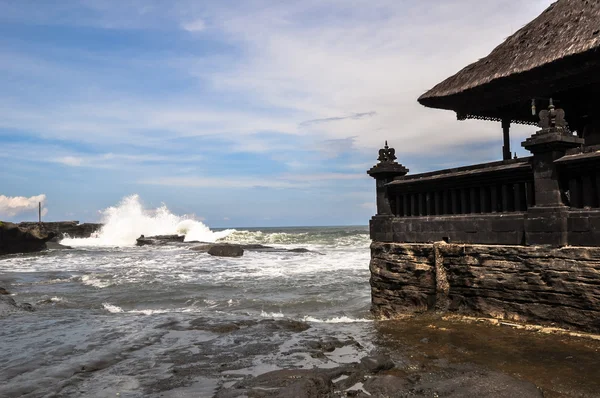 Tanah Lot Temple on Sea em Bali Island Indonésia — Fotografia de Stock
