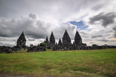 çayır hindu Tapınağı prombanan kompleksi yogjakarta Java içinde