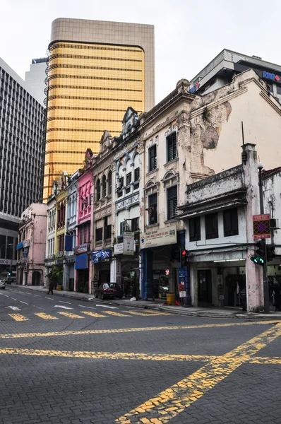 Weißes Gebäude in Malaysia, Kuala Lumpur — Stockfoto