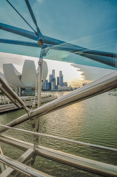 Singapore-31 mars: marina bay sands resort hotel på mar 31, — Stockfoto