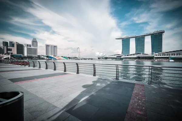 SINGAPORE-MARCH 31: The Marina Bay Sands Resort Hotel on Mar 31, — Stock Photo, Image