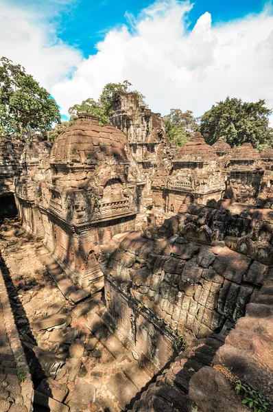 Antiguo templo khmer budista en el complejo Angkor Wat, Siem Reap C — Foto de Stock