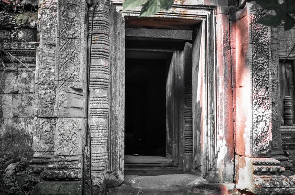 Antika buddhistiska khmer templet i angkor wat komplexa, siem reap c — Stockfoto