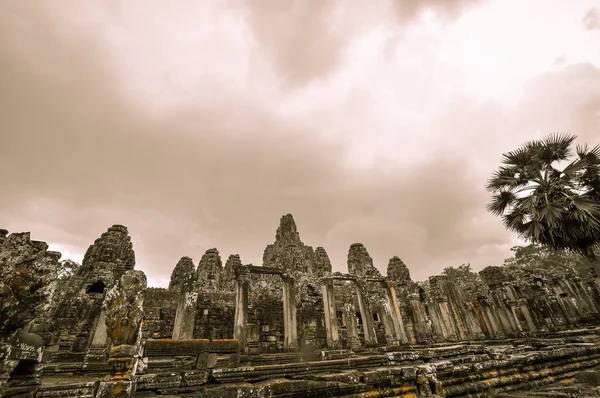 Bayon tempel en angkor wat khmer complex in siem reap, Cambodja — Stockfoto