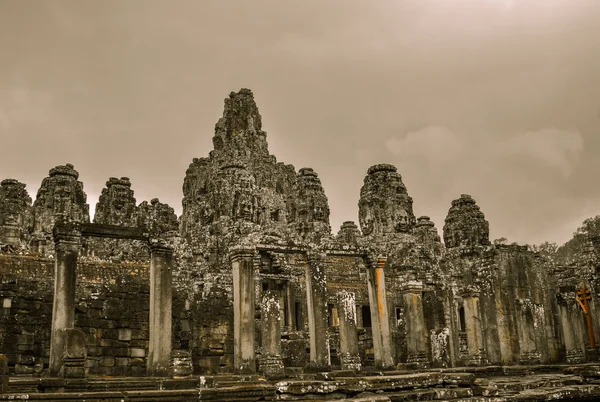 Bayon chrám a angkor wat khmerské komplexu v siem reap, Kambodža — Stock fotografie