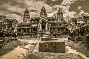 Khmer kompleksi içinde siem reap, bayon Tapınağı ve angkor wat Kamboçya