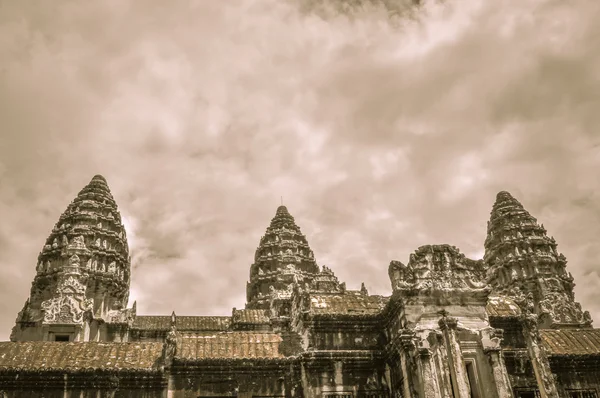 Bayon Temple and Angkor Wat Khmer complex in Siem Reap, Cambodia — Stock Photo, Image