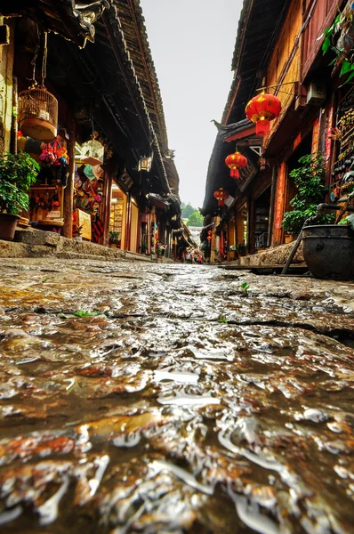 Lijiang Çin eski şehir sokakları ve binaları — Stok fotoğraf